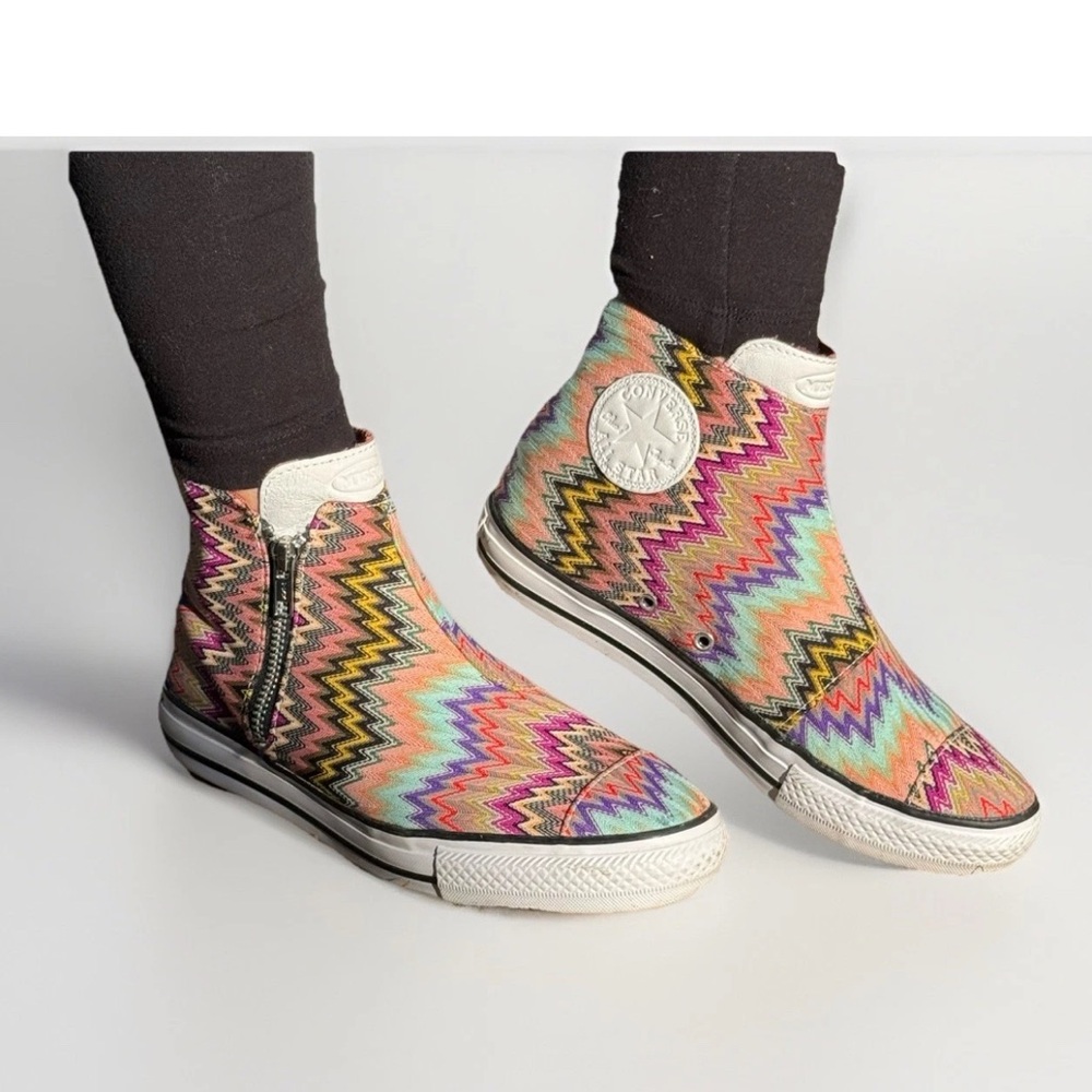 ISO these Converse Missoni sneakers in a women’s size 11.